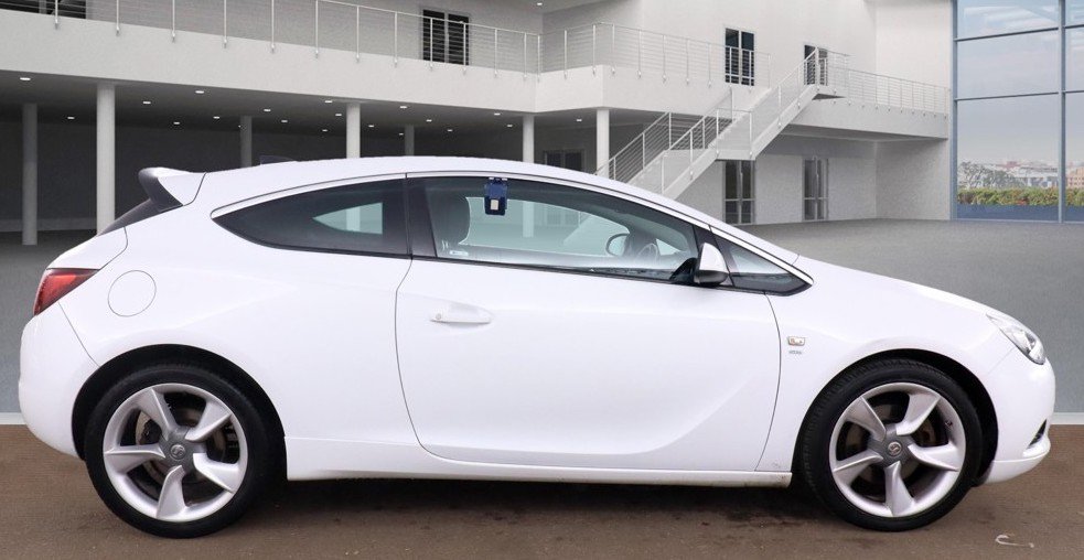 BX16EUM-GB_643951629_20251024092046