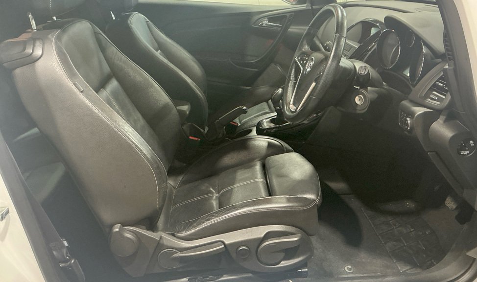 BX16EUM-GB_643951714_20251024092048