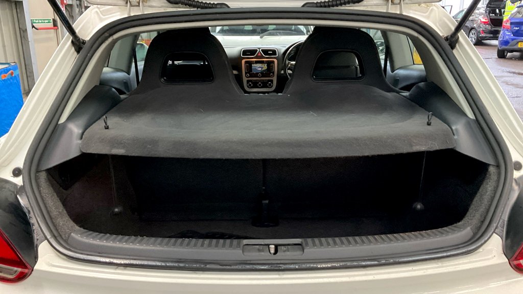 SJ63VVM-GB_680552013_20260210034034